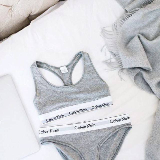 ست نیمتنه و شورت اسلیپ زنانه