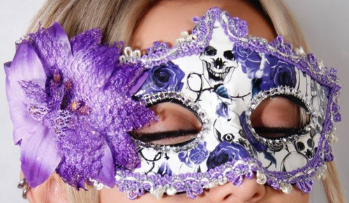 نقاب بالماسکه