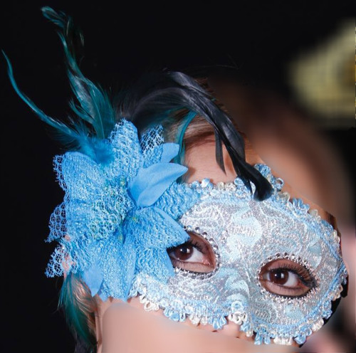 نقاب بالماسکه