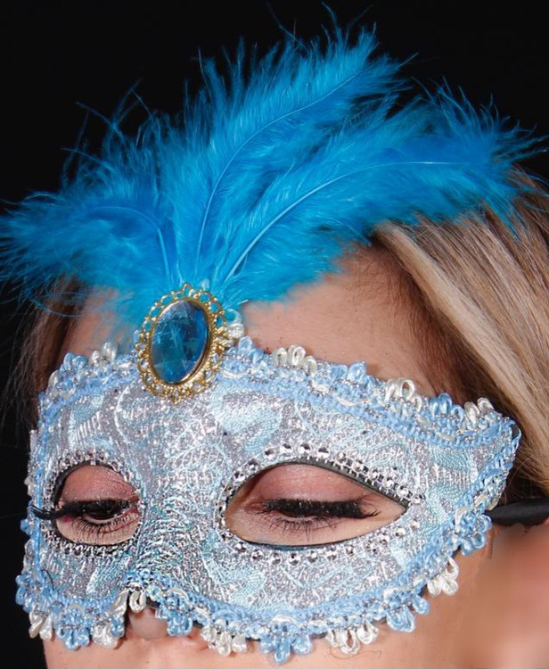 نقاب بالماسکه