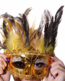 نقاب بالماسکه