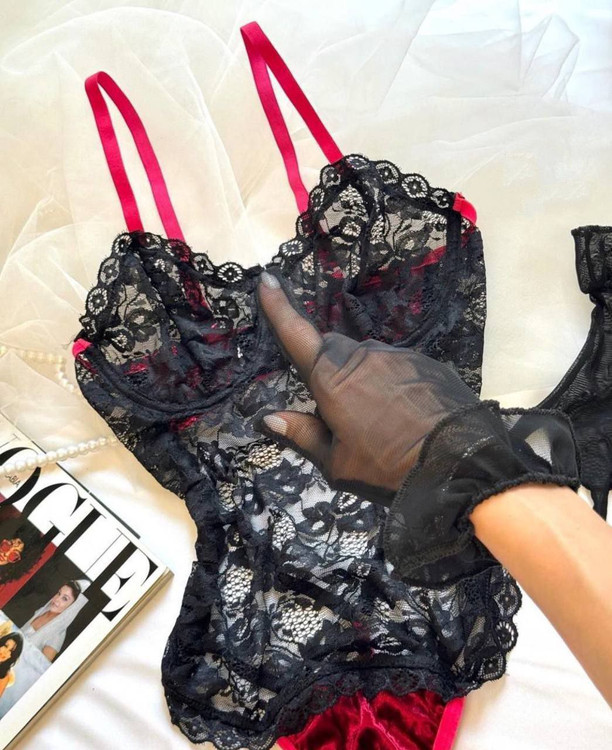 ست بادی فانتزی و دستکش زنانه