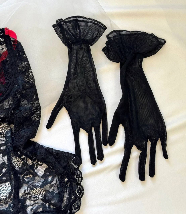 ست بادی فانتزی و دستکش زنانه