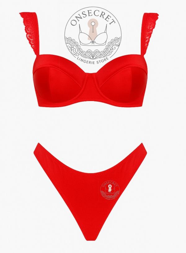 شورت و سوتین زنانه