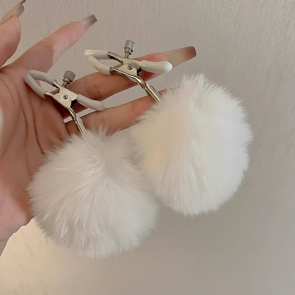 گیره نک سینه، مدل پوم پوم Nipple clamp