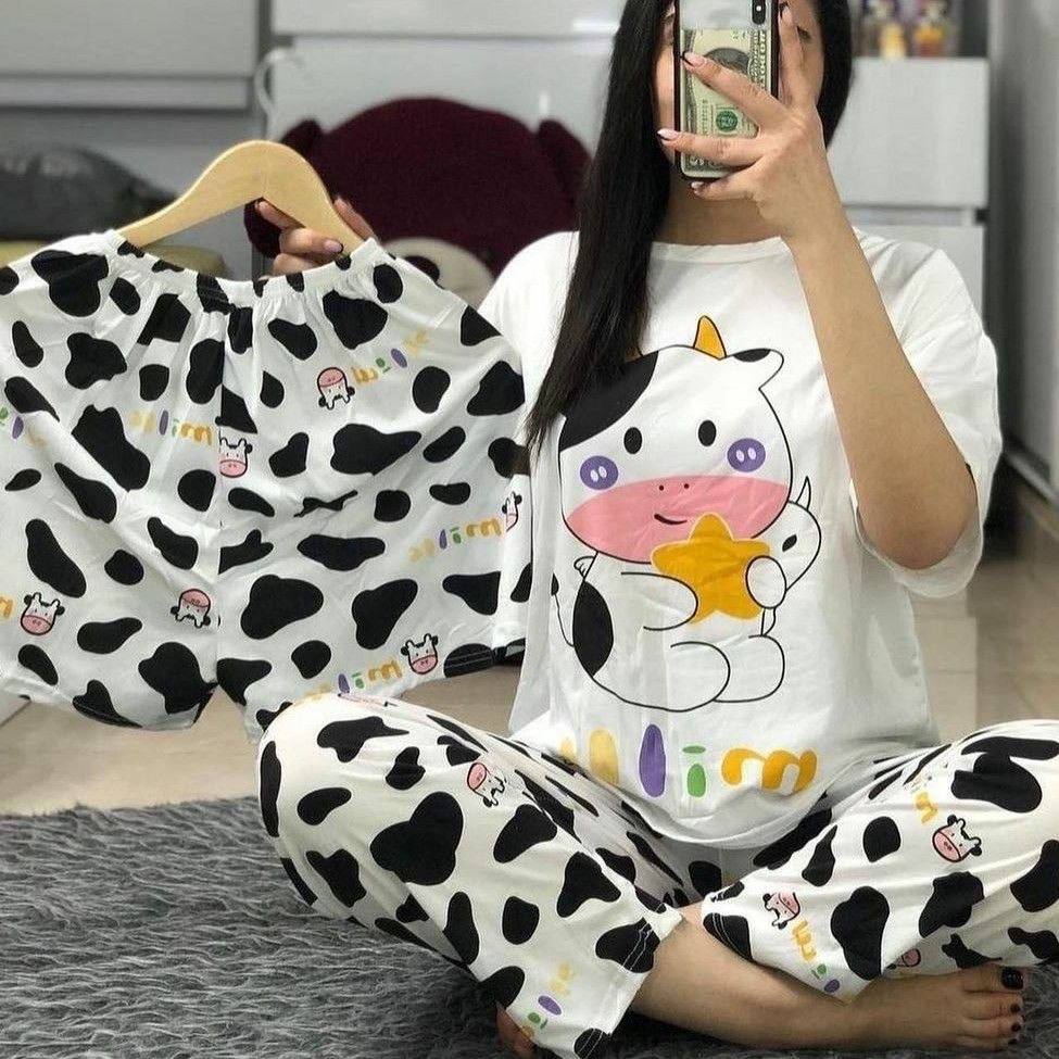 ست لباس راحتی و پیژامه زنانه ۳ تکه شامل تیشرت آستین کوتاه، شلوار و شلوارک پنبهای