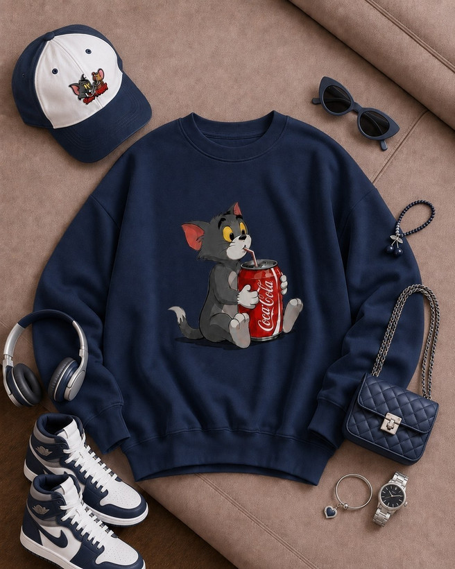 بلوز دورس توکرکی اسپرت یقه گرد طرح تام و کوکاکولا این مدل هم مناسب مردانه است هم زنانه کد 80756